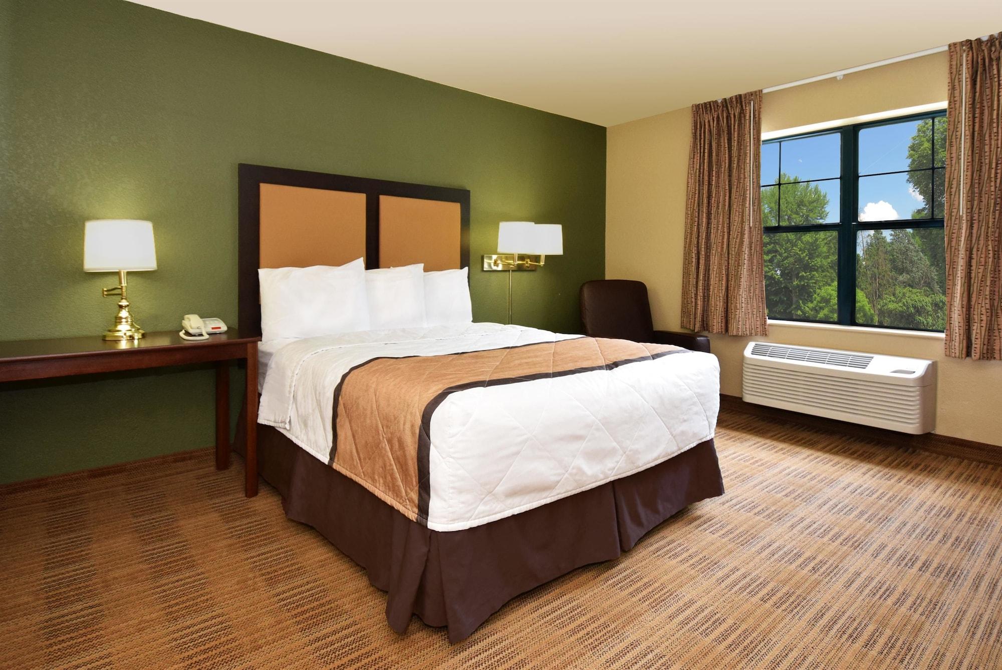 Extended Stay America Suites - Indianapolis - Castleton Exterior photo